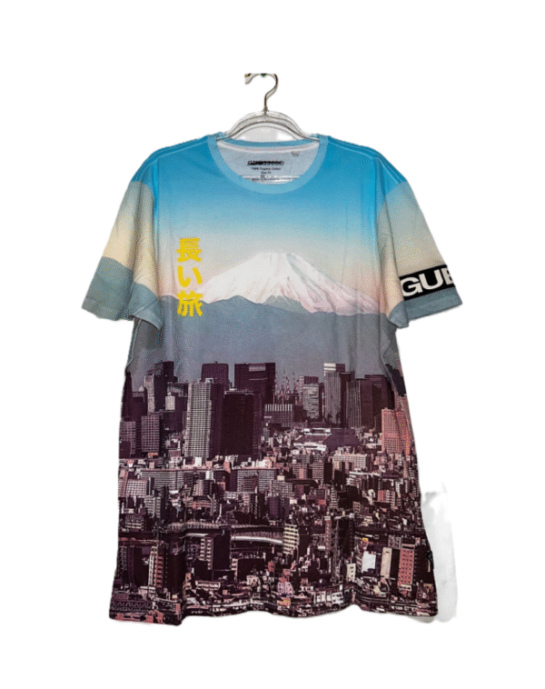 GUESS Men's Eco Tokyo Cityscape T-Shirt Blue Sky Creeper Urban Graphic Classic, Small - Image 3