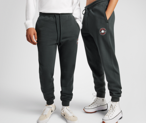Converse Unisex Go-To All Star Patch Standard-Fit Fleece Sweatpants, Medium